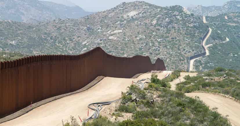 Cruce fronterizo Colombia Solidaridad en Laredo Cruce fronterizo Colombia Solidaridad en Laredo